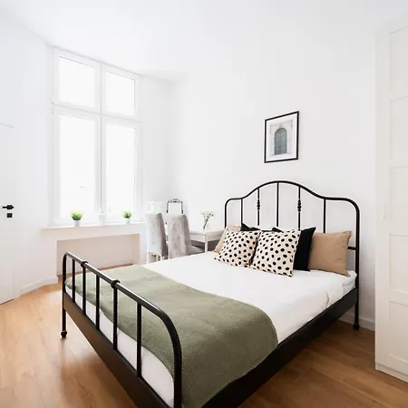 Big Old Town - 3 - 10 People - Swidnicka Street * Wrocław